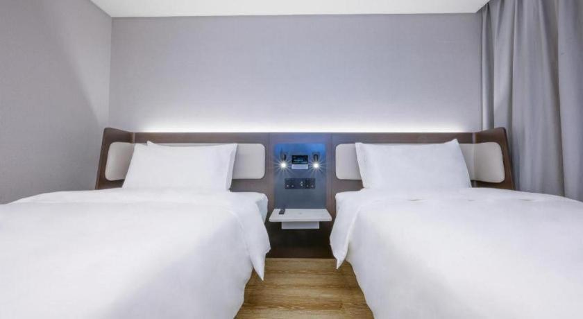 Hanting Hotel Beijing Wangfujing Екстериор снимка